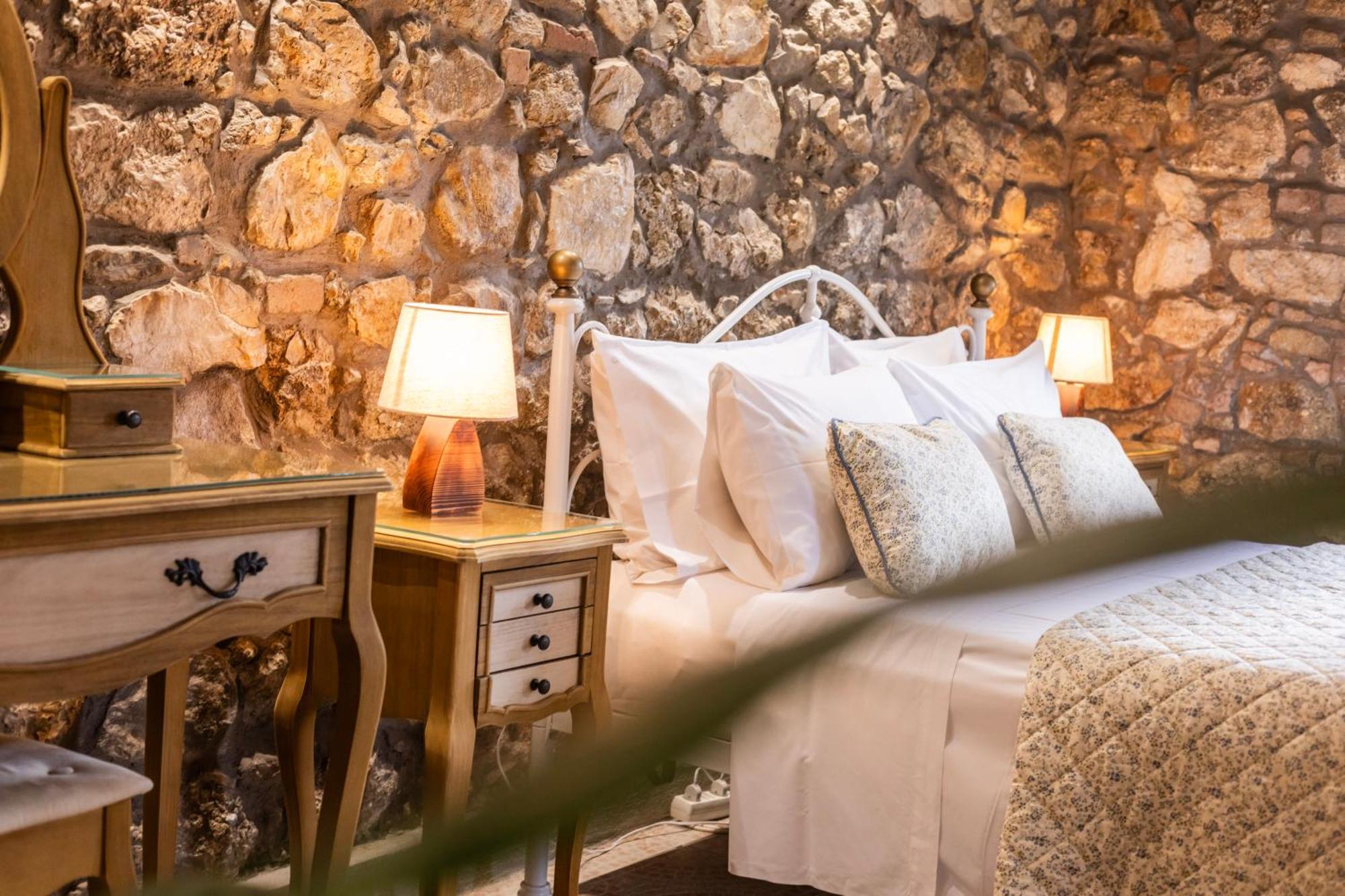 The Stone Suite Moraḯtika Esterno foto