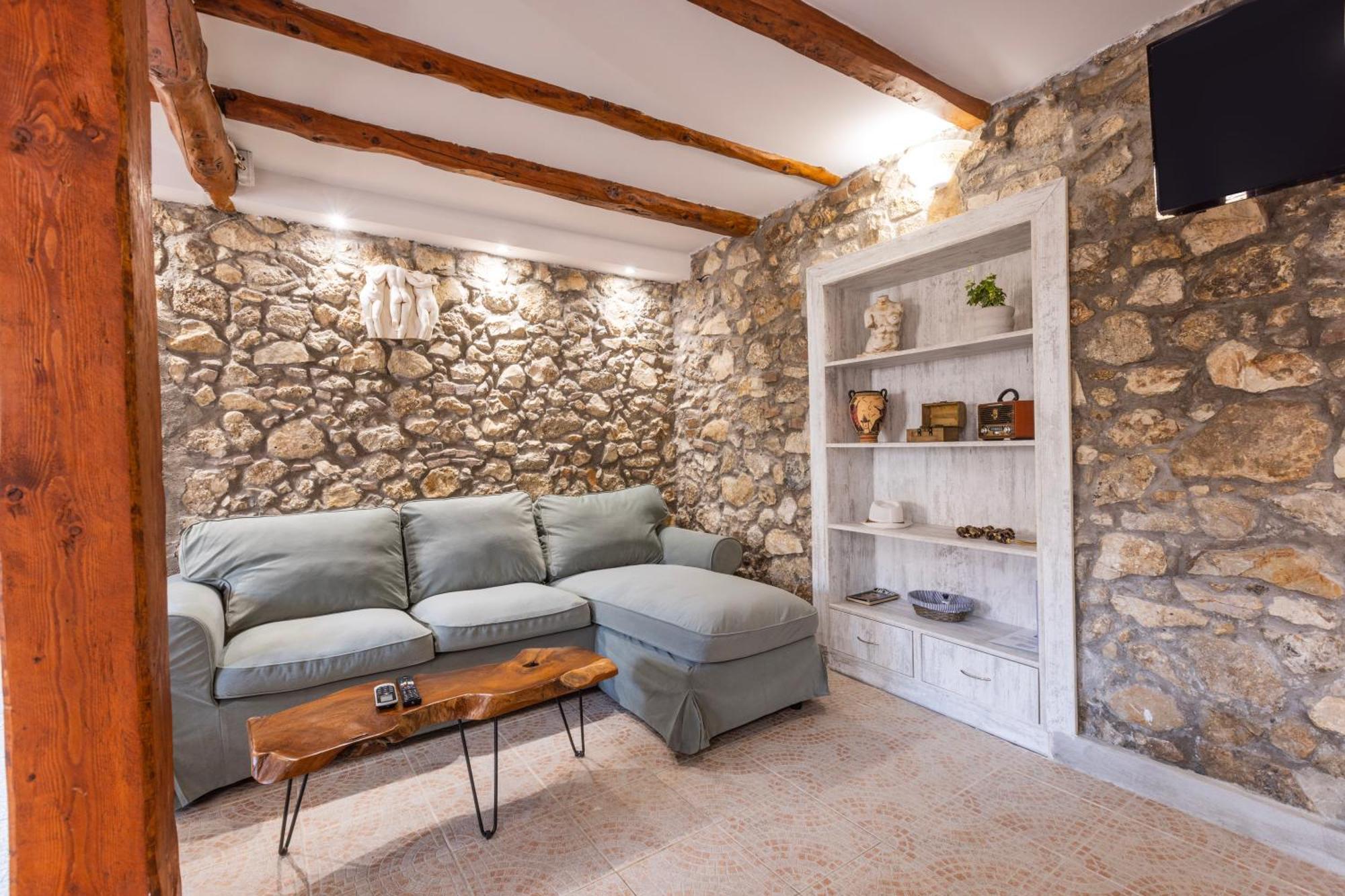 The Stone Suite Moraḯtika Esterno foto